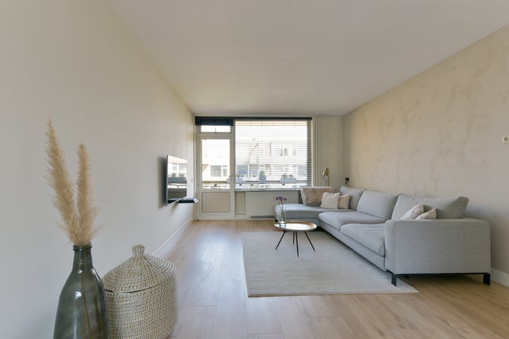 Nicolaas Maesstraat 98 in Maarssen