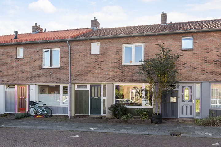 Nicolaas Pienemanstraat 11 in Amersfoort