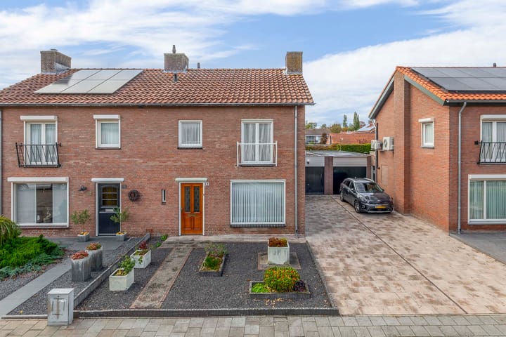 Photo of property Nicolaas Sichmansstraat 12, Eersel