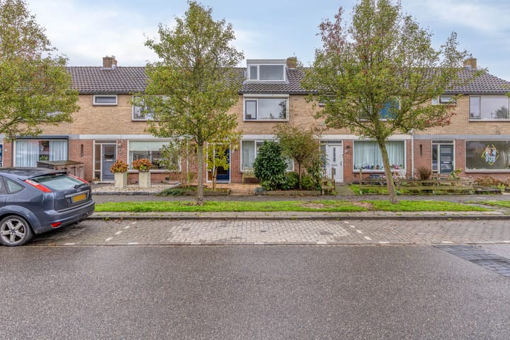 Nicolaas van Puttenstraat 6 in Goudswaard