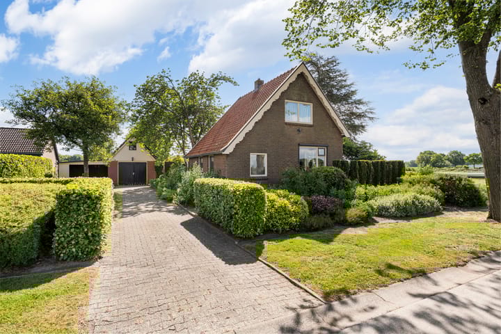 Nieuw-Amsterdamseweg 20 in Schoonebeek