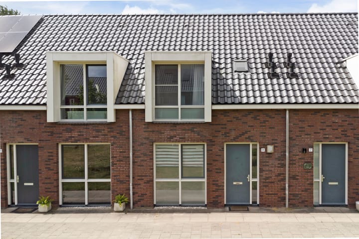 Nieuw Engelandpad 9 in Hoogvliet Rotterdam
