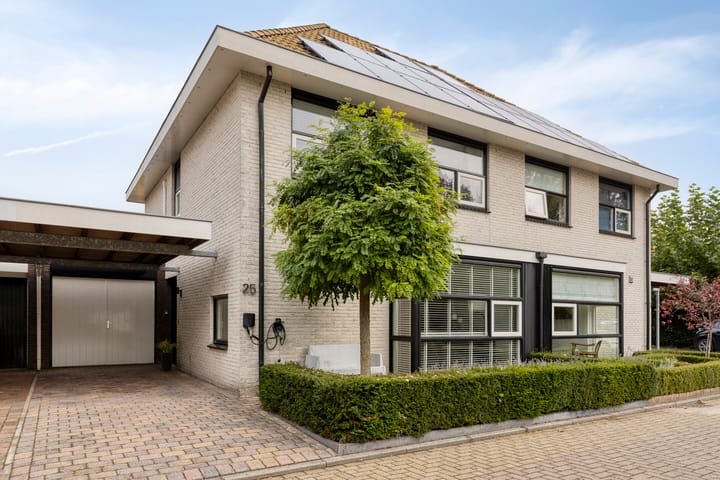 Nieuwe Bleek 25 in Haaksbergen