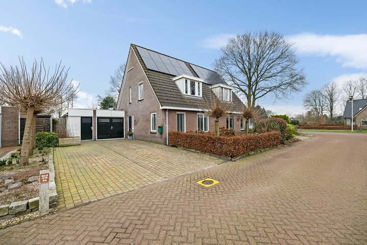 Nieuwe Bovenweg 4 in Steggerda