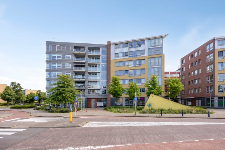 Photo of property Nieuwe Damlaan 812, Schiedam