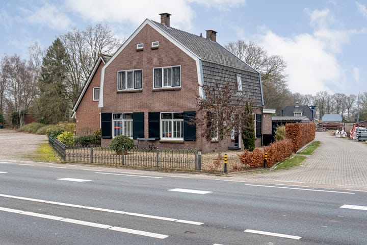 Nieuwe Deventerweg 25 in Raalte foto