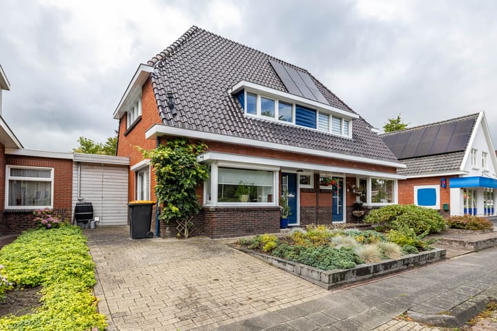 Nieuwe Rijksweg 26 in Vries