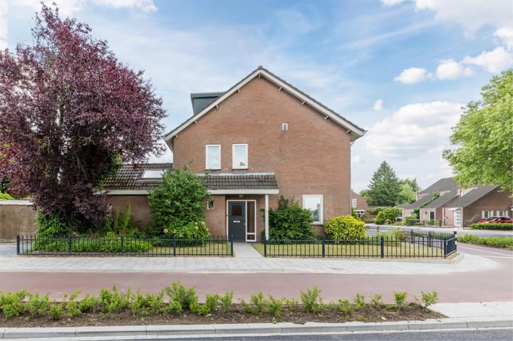 Nieuwe Waalreseweg 2 in Valkenswaard