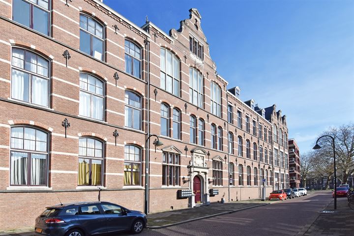 Nieuwelaan 122 in Delft