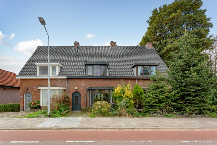 Nieuwemeerdijk 219 in Badhoevedorp