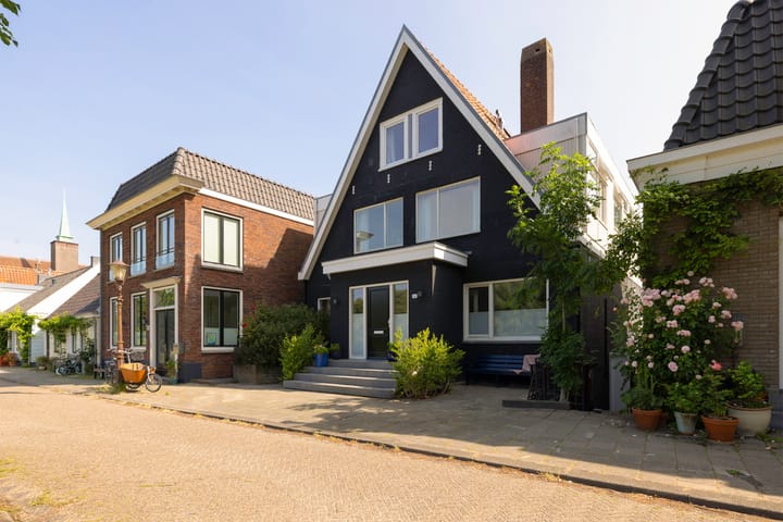 Nieuwendammerdijk 457 in Amsterdam