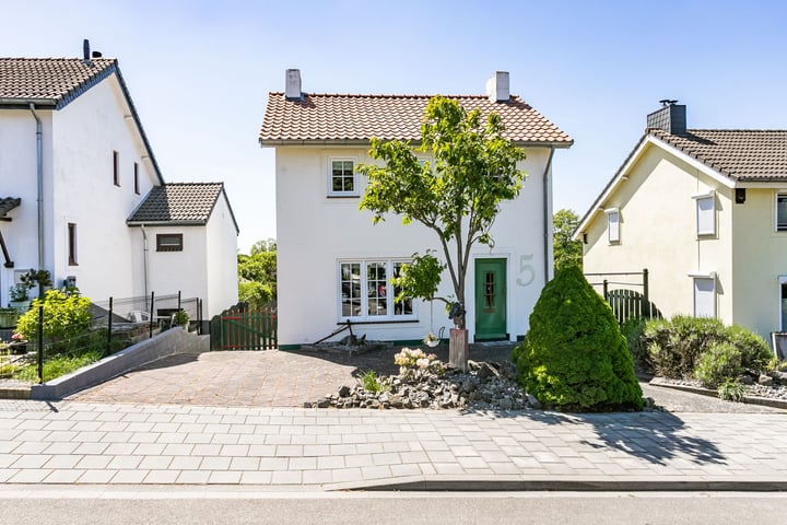 Nieuwenhofstraat 5 in Hoensbroek