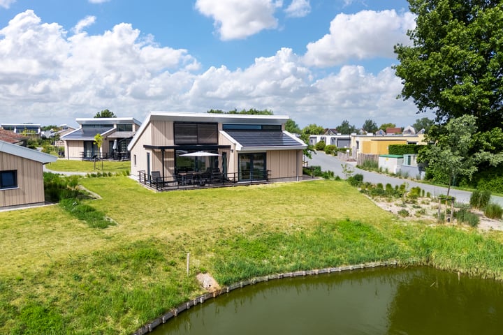 Nieuwesluisweg 1A-706 in Breskens foto