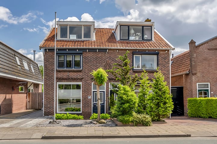 Photo of property Nieuweweg 199, Hardinxveld-Giessendam