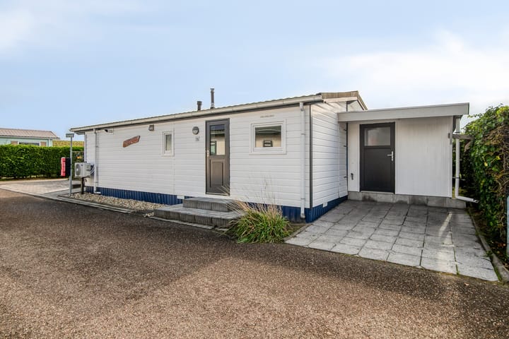 Photo of property Nieuwlandseweg 76, Sint-Annaland