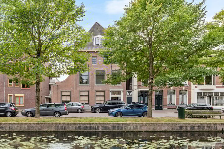 Nieuwstad 100d in Weesp