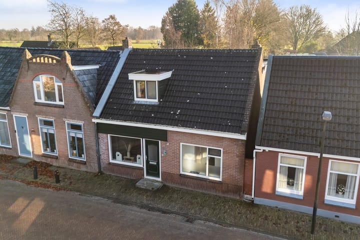 Photo of property Nieuwstad 60, Burgum