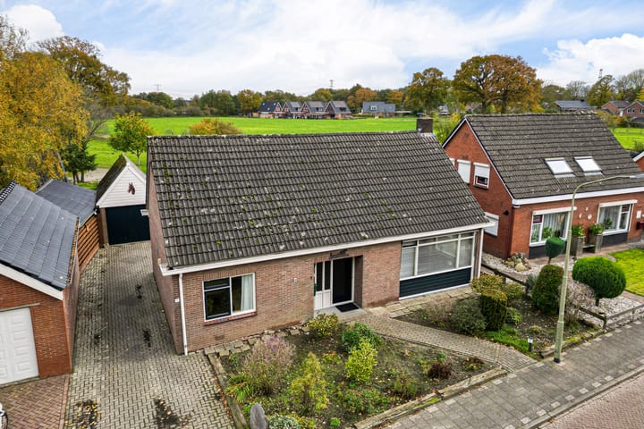 Photo of property Nieuwstraat 1, Emmen