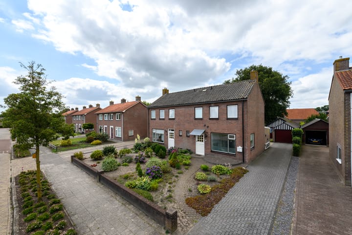 Photo of property Nieuwstraat 38, De Blesse
