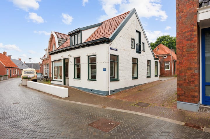 Photo of property Nieuwstraat 4, Loppersum