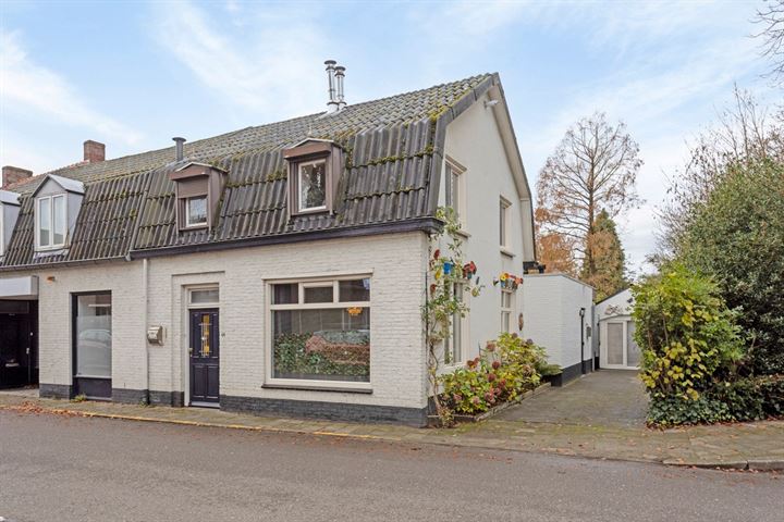 Nieuwstraat 44 in Budel