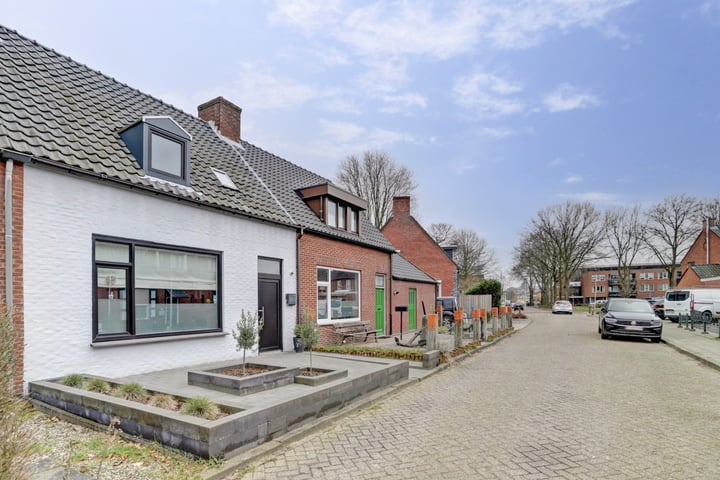 Nieuwstraat 6 in Putte