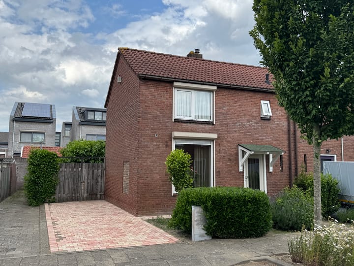 Nieuwstraat 8 in Hedel