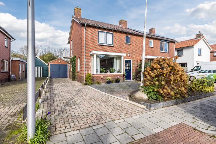 Photo of property Nieuwstraat 9, Daarlerveen