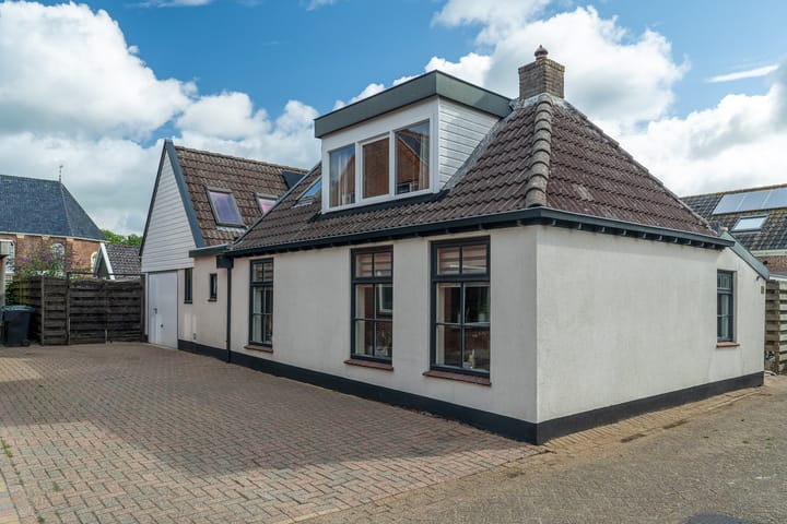 Photo of property Nijewei 15, Driezum