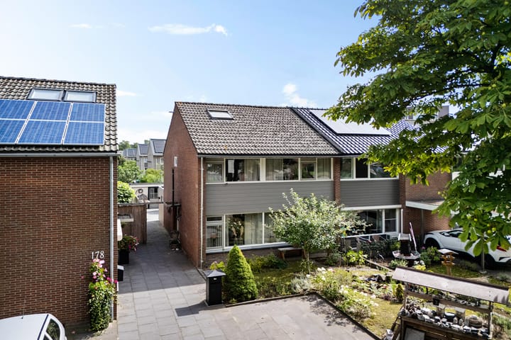 Photo of property Nijkampenweg 176, Emmen