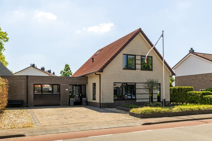 Foto van woning Nijverheidsweg 107, Nunspeet