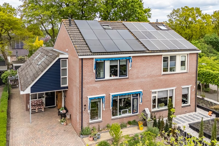 Noardkamp 7 in Bakkeveen