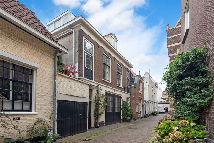 Nobelstraat 2B in Haarlem