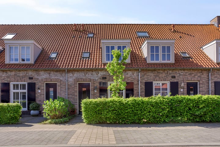 Nollekenshoeve 19 in Helmond