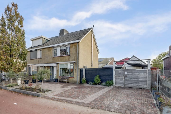 Photo of property Noordeinde 67, Waddinxveen
