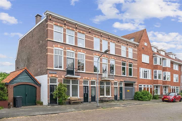 Noorder Emmakade 1-RD in Haarlem