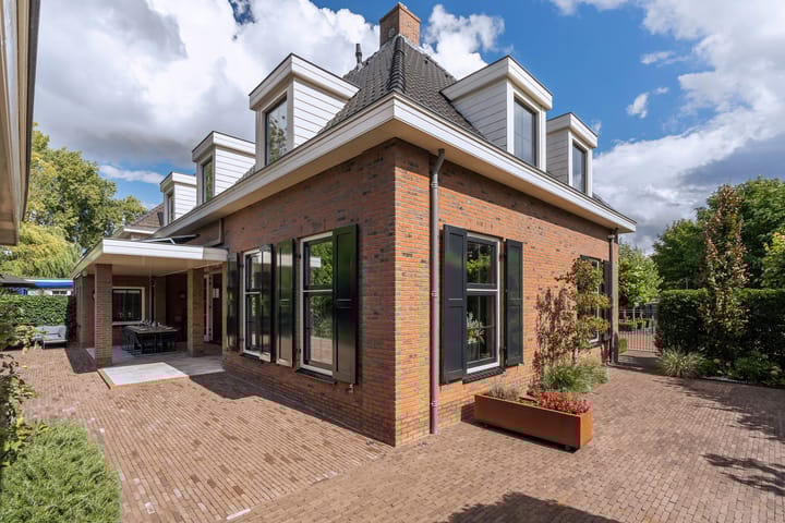 Noorderhoeve 2 in Barendrecht