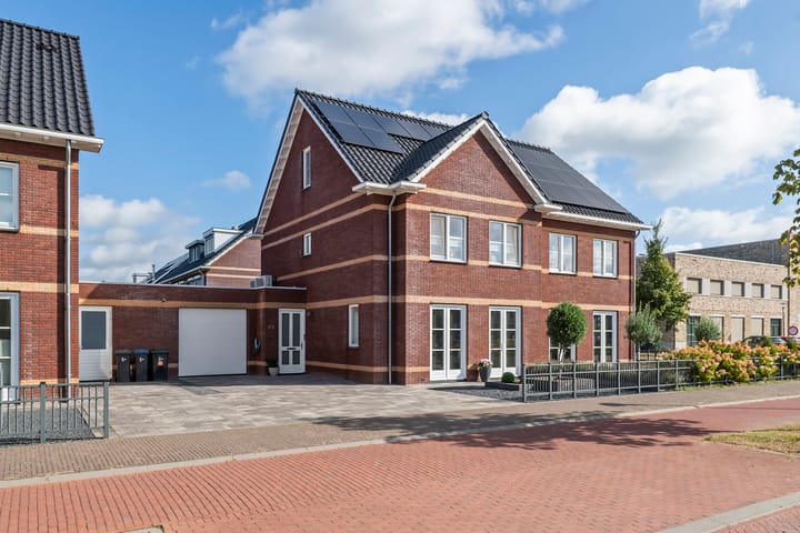 Noorderhof 49 in Meteren