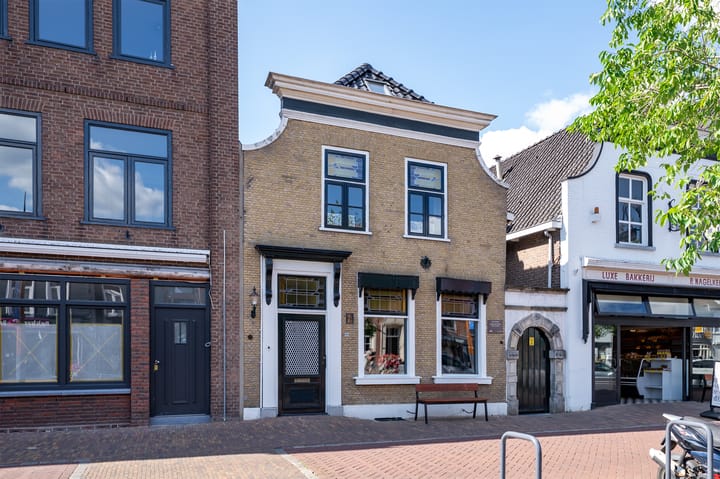 Noordhaven 104 in Zevenbergen foto