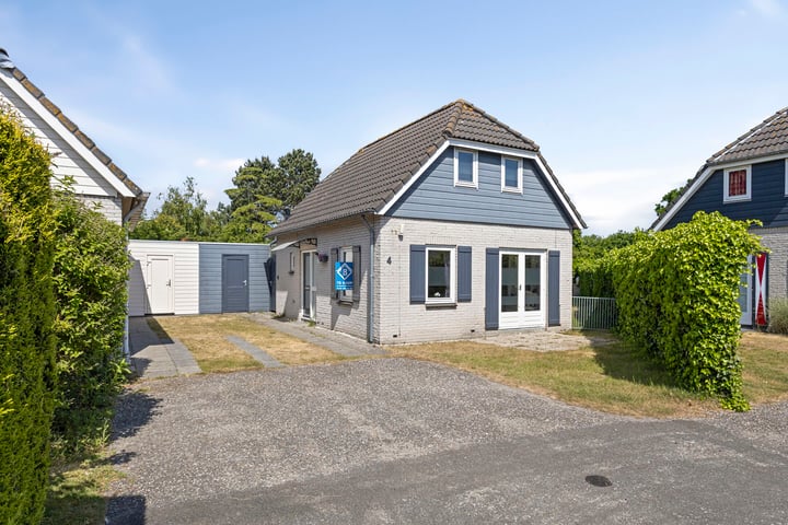 Photo of property Noordzeepark-Zuiderdiep 4, Ouddorp