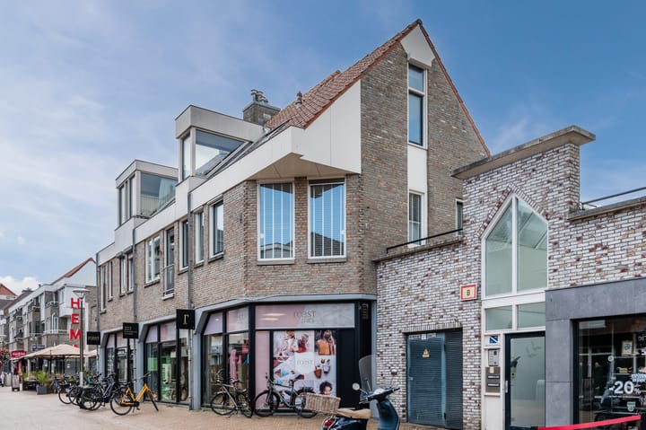 Noordzeepassage 1 in Katwijk