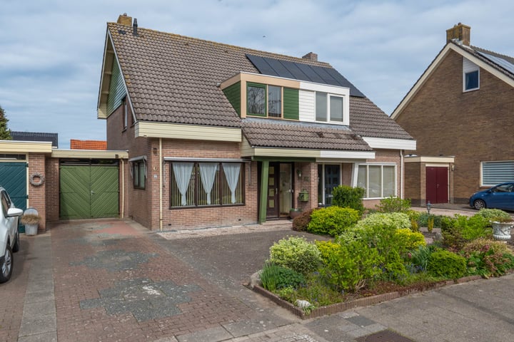 Notaris Steenpoortestraat 27 in Andijk