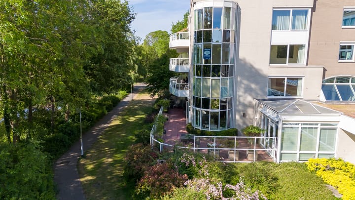Noteboompark 1 in Voorburg foto