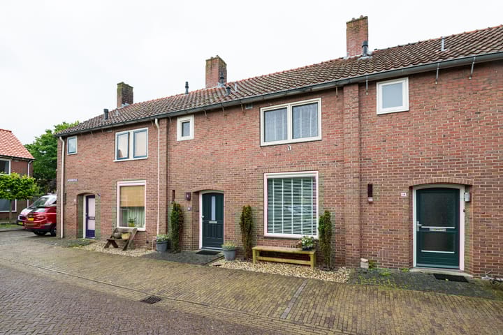 Noteboomstraat 16 in Winterswijk photo