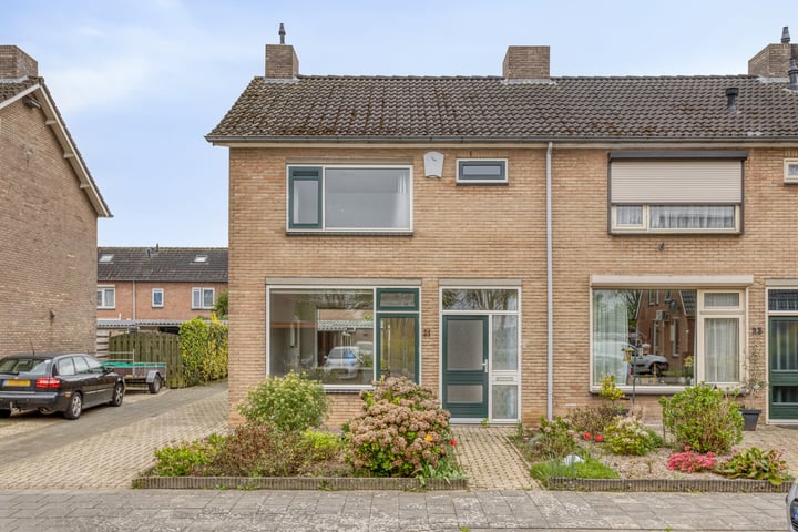 Notenboomstraat 21 in Haalderen