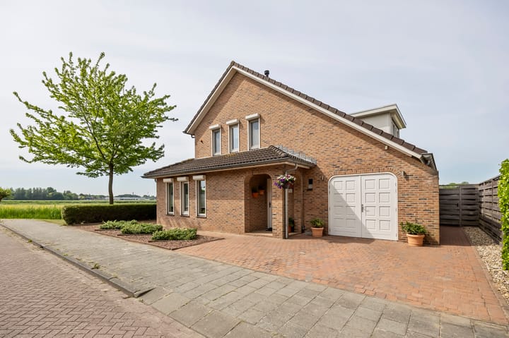 Notendreef 4 in Arkel