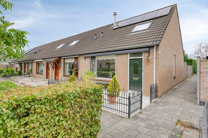 Notenhof 11 in Nieuw-Beijerland