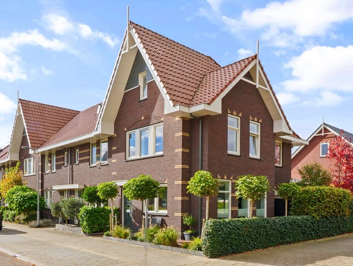 Nova Zembla 48 in Noord-Scharwoude