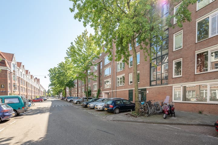 Nova Zemblastraat 415 in Amsterdam foto