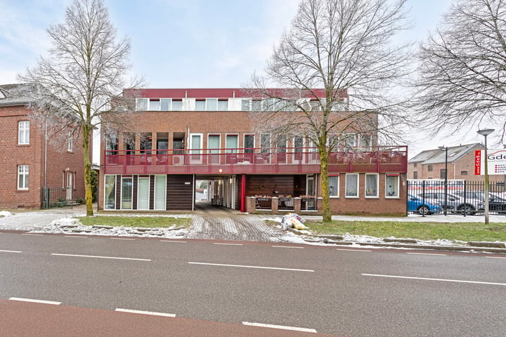 O.L.Vrouwestraat 143B in Kerkrade